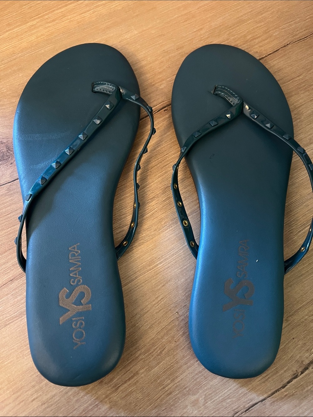 Yosi Samra Blue Studded Thong Sandals - Sleek Slip-On Style. Size 7. Never worn